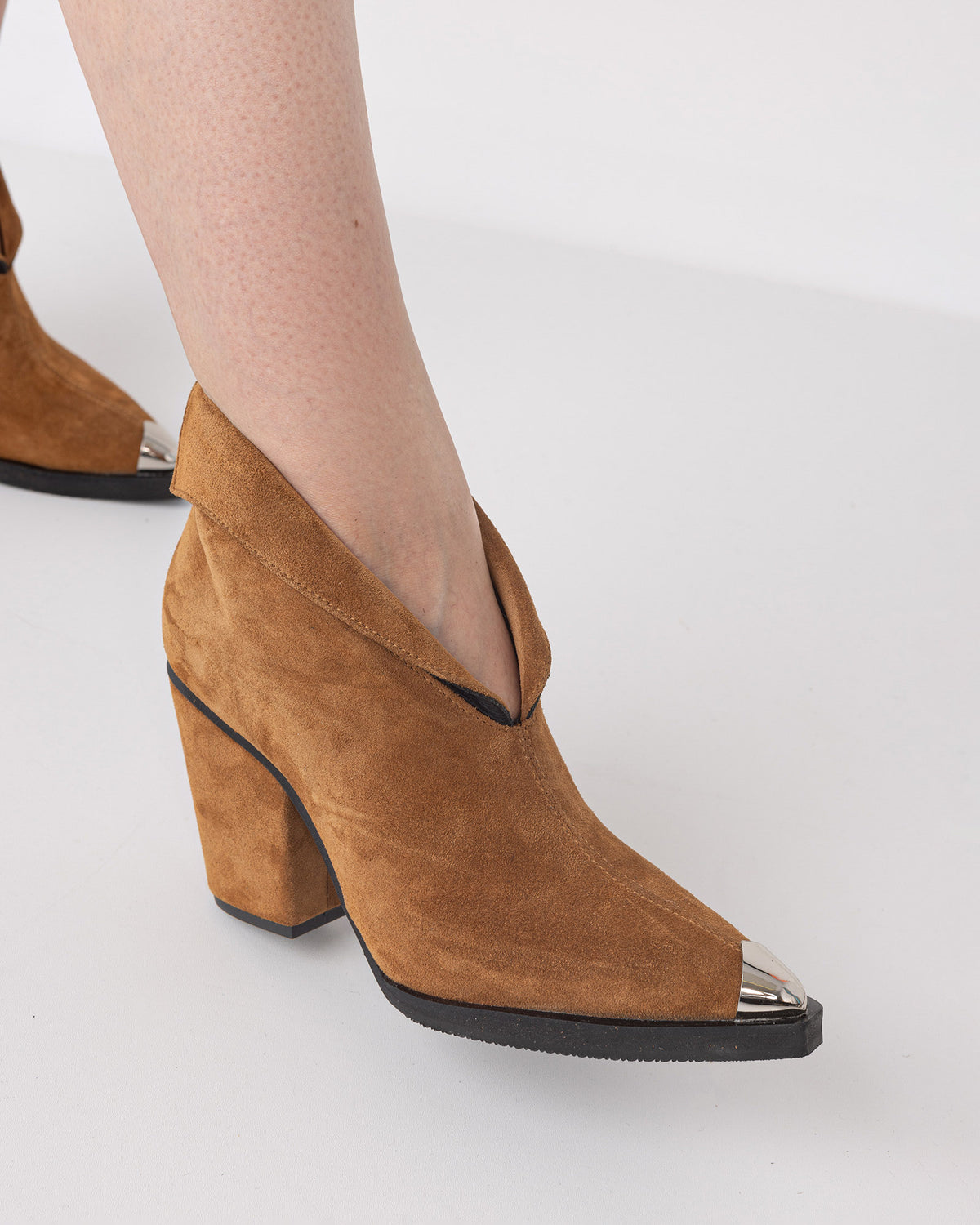 Ciocate din piele intoarsa camel ZIZI