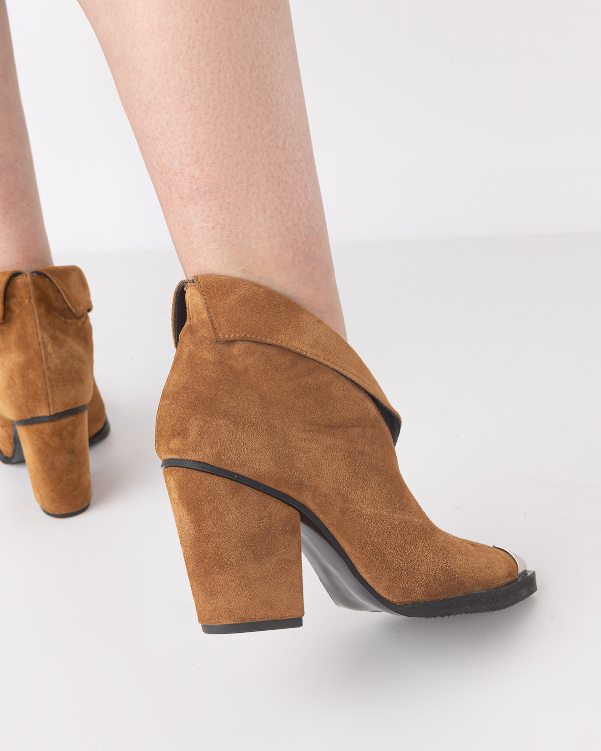 Ciocate din piele intoarsa camel ZIZI