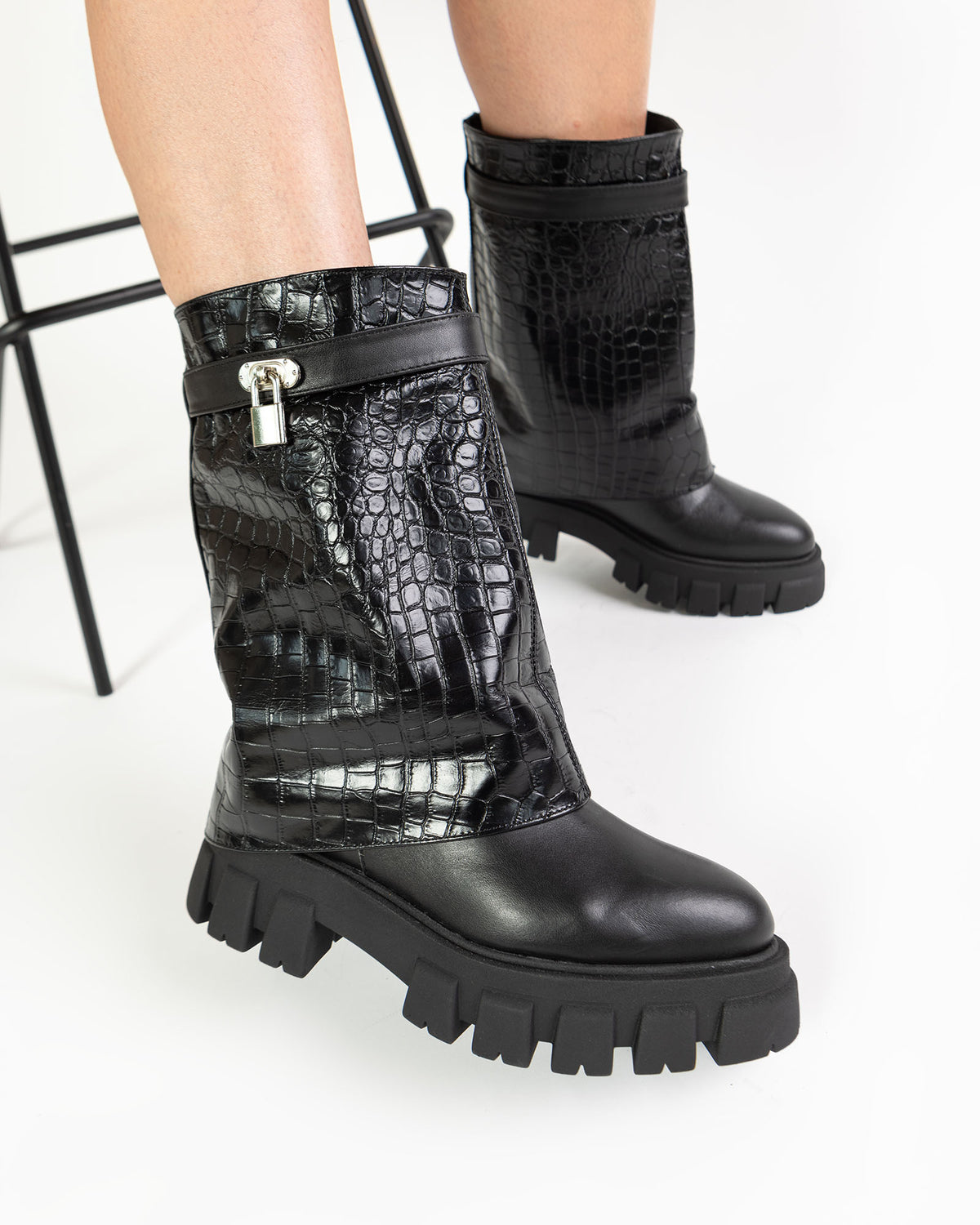 Cizme din piele neagra Thea