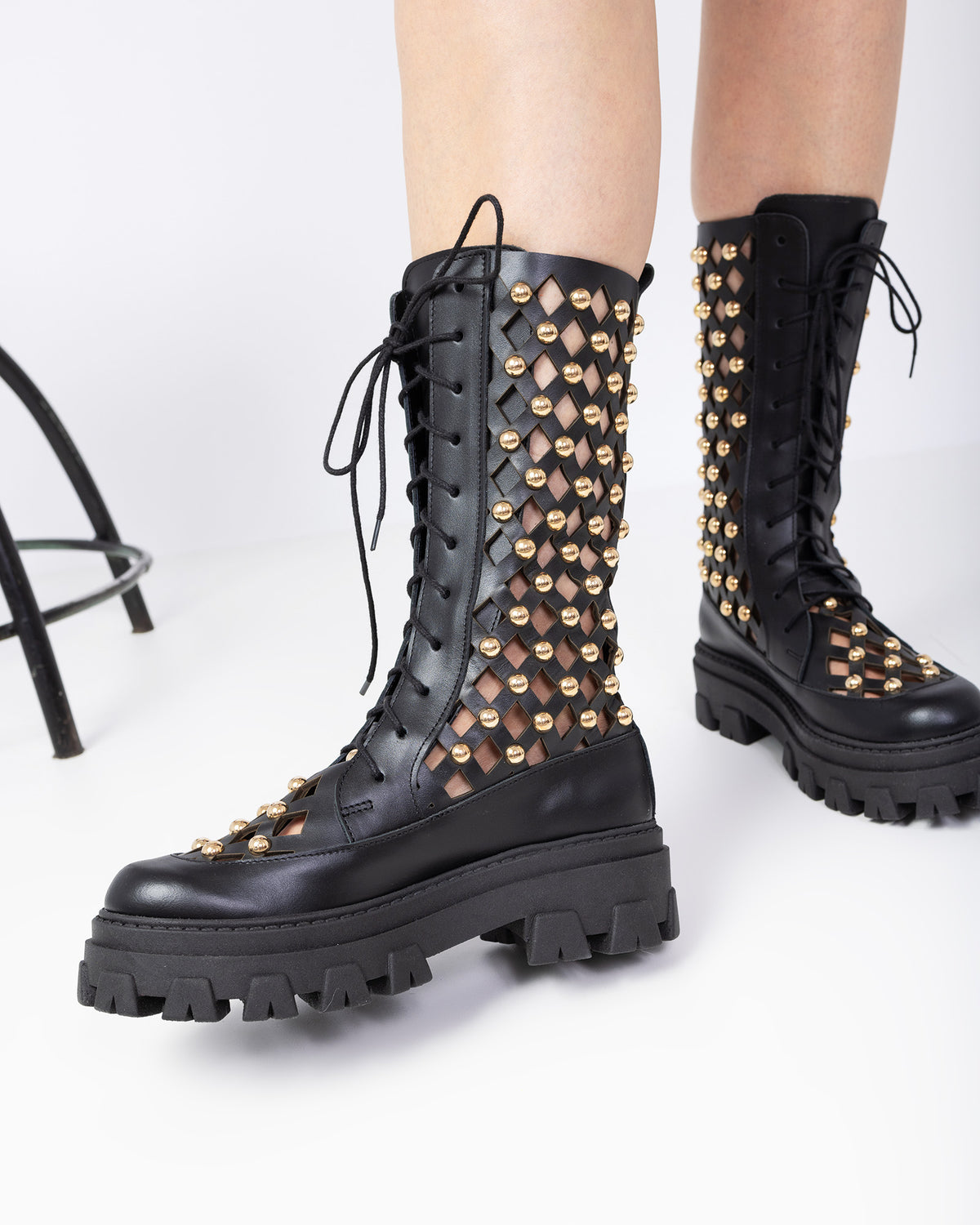 Bocanci din piele neagra Velia