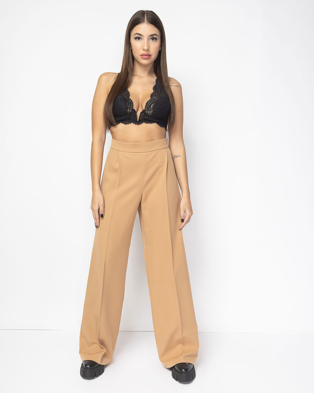 Pantaloni bej Laura