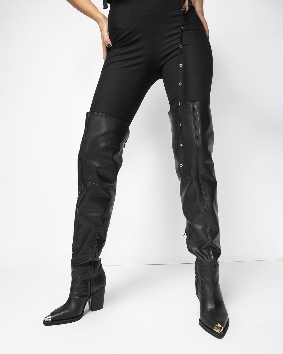 Pantaloni negri Quiet