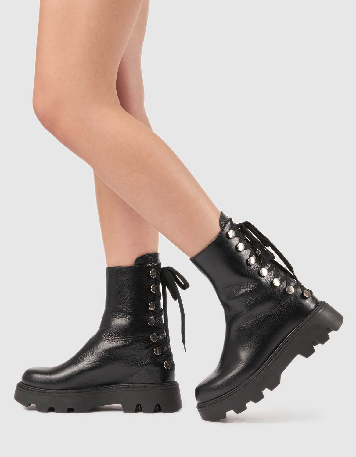 Bocanci din piele neagra B Dots - MOJA