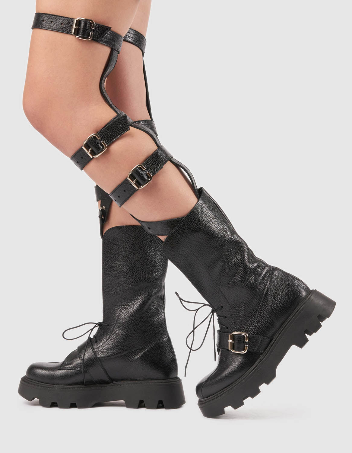 Bocanci din piele neagra Harness - MOJA