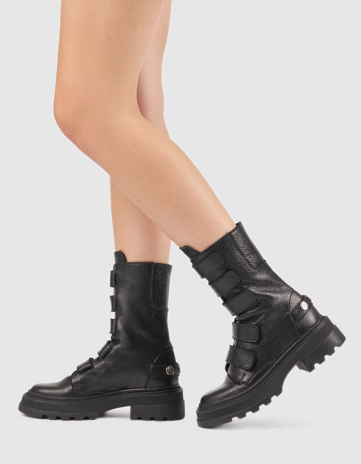 Bocanci din piele neagra Velcro - MOJA