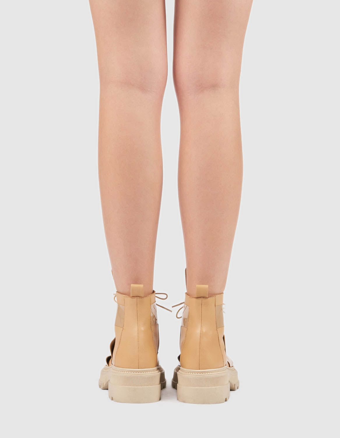 Bocanci din piele nude Baby Rubber - MOJA