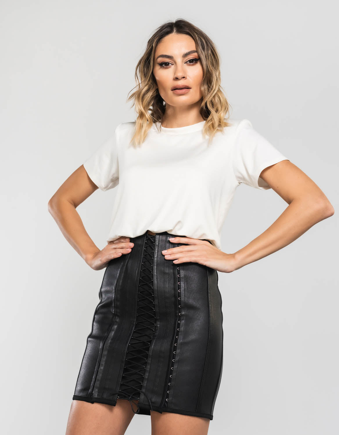 Fusta mini LACE-UP - MOJA