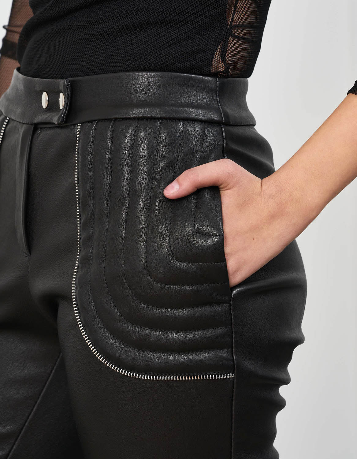 Pantaloni din piele naturala stretch Seam - MOJA