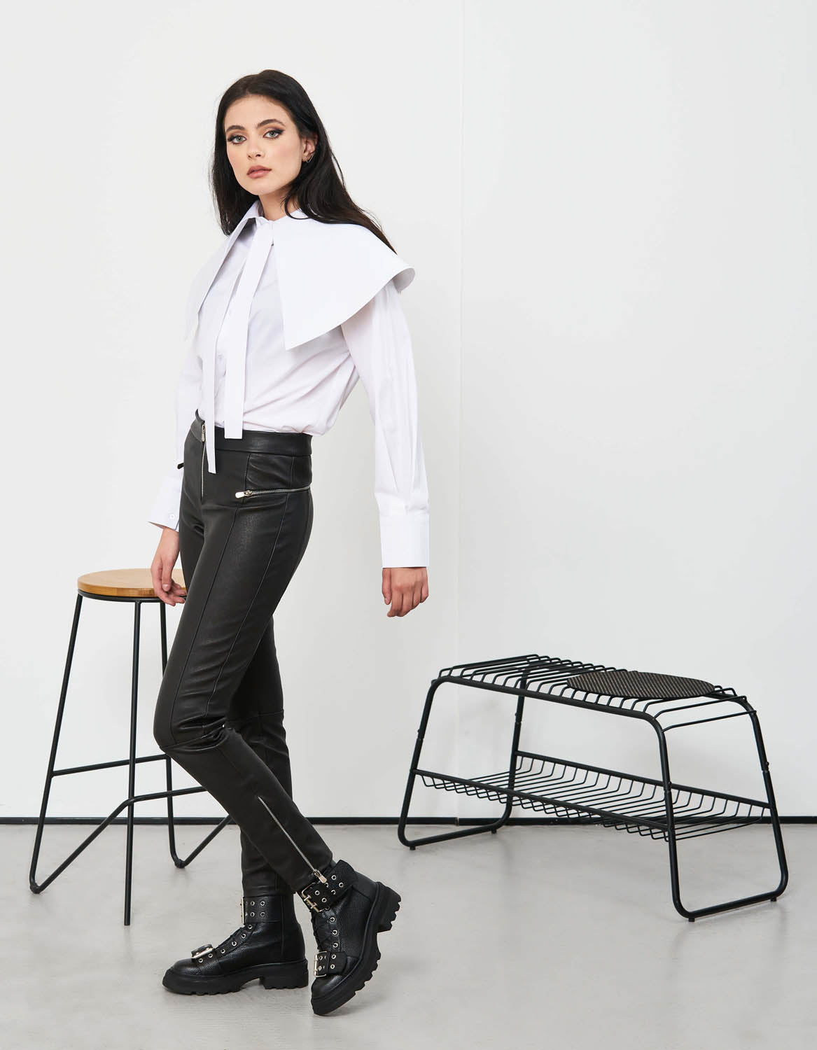 Pantaloni din piele naturala stretch Snap - MOJA