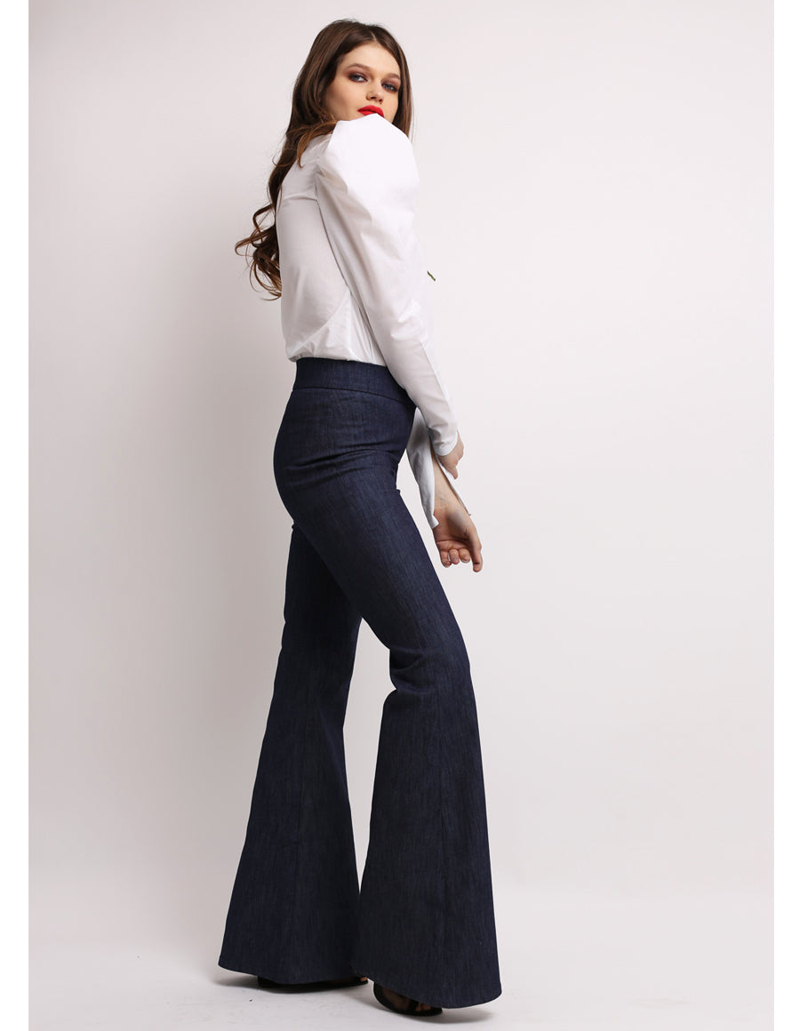 Pantaloni evazati din denim - MOJA