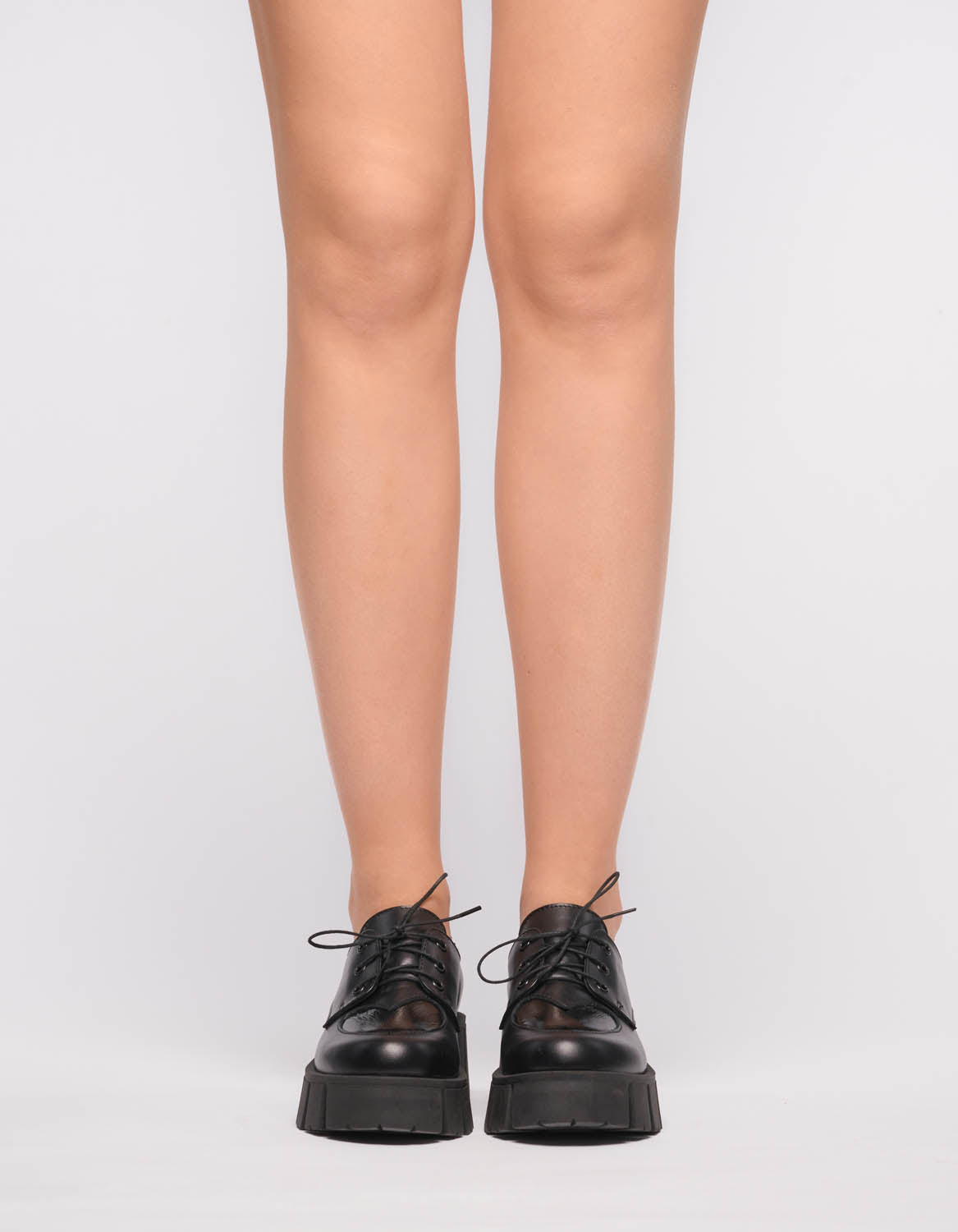 Pantofi din piele neagra Black Heart - MOJA