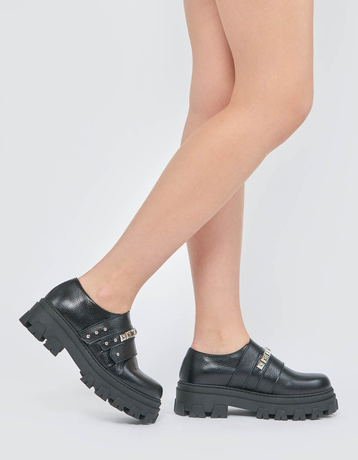 Pantofi din piele neagra MILAN - MOJA