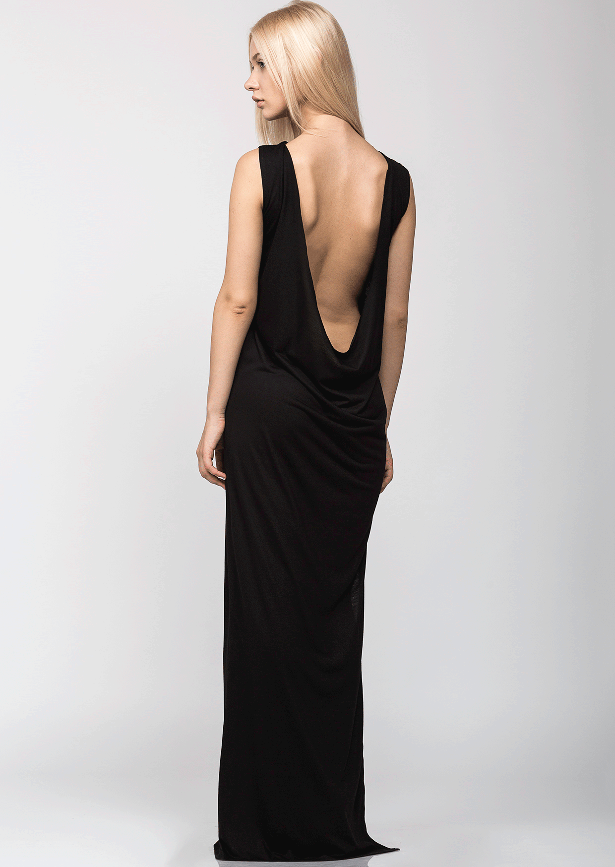 Rochie lunga cu spatele gol neagra - MOJA