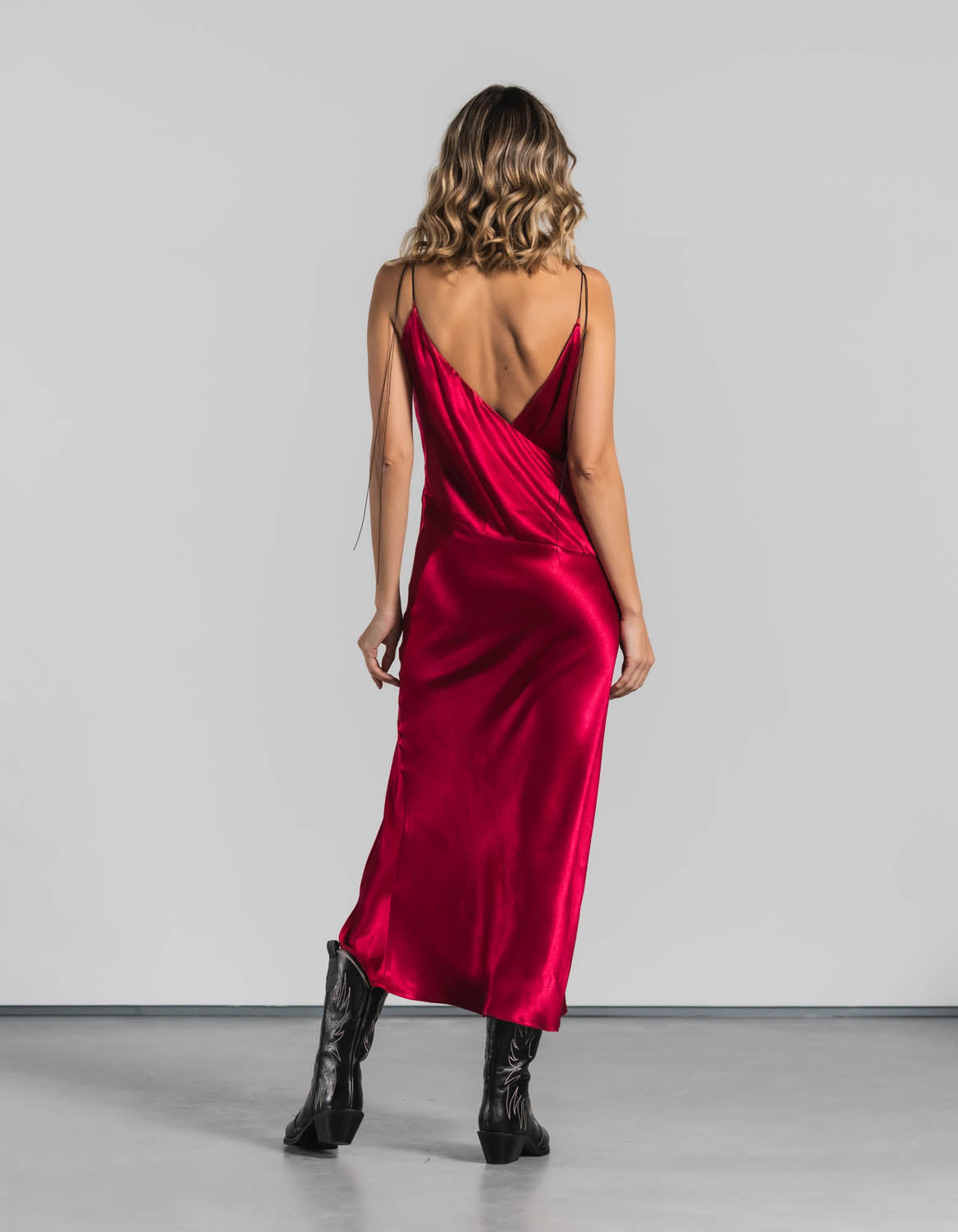 Rochie midi petrecuta rosie - MOJA